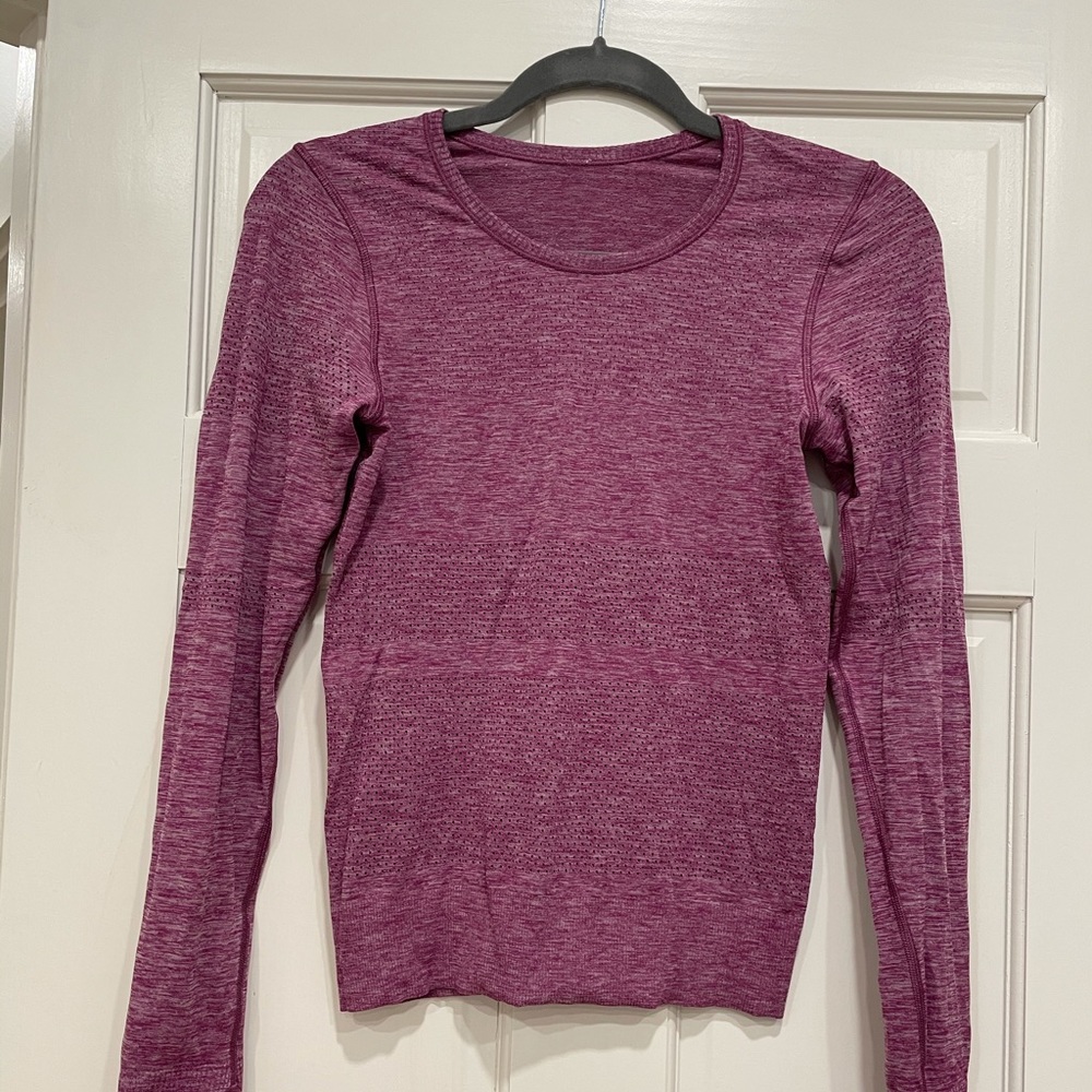 Lululemon Run Swiftly Long-sleeve - Pink, size 4